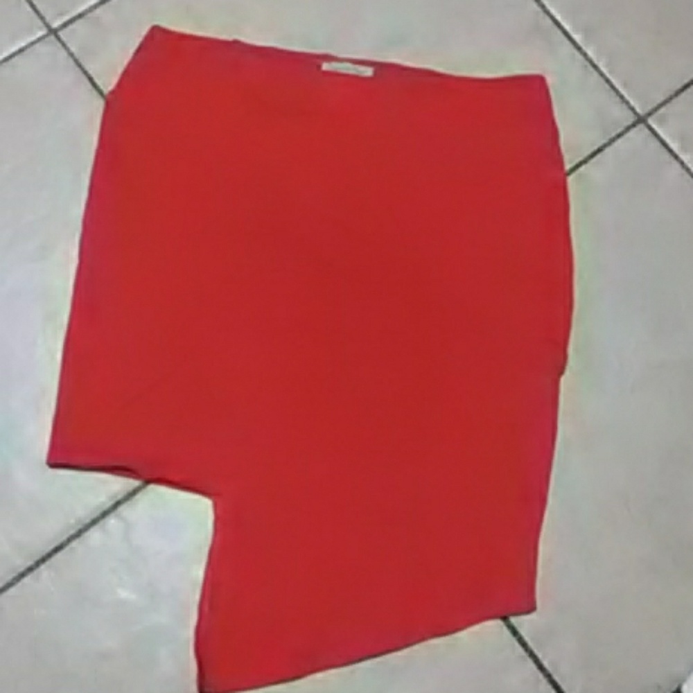 Red skirt with leg cut😉